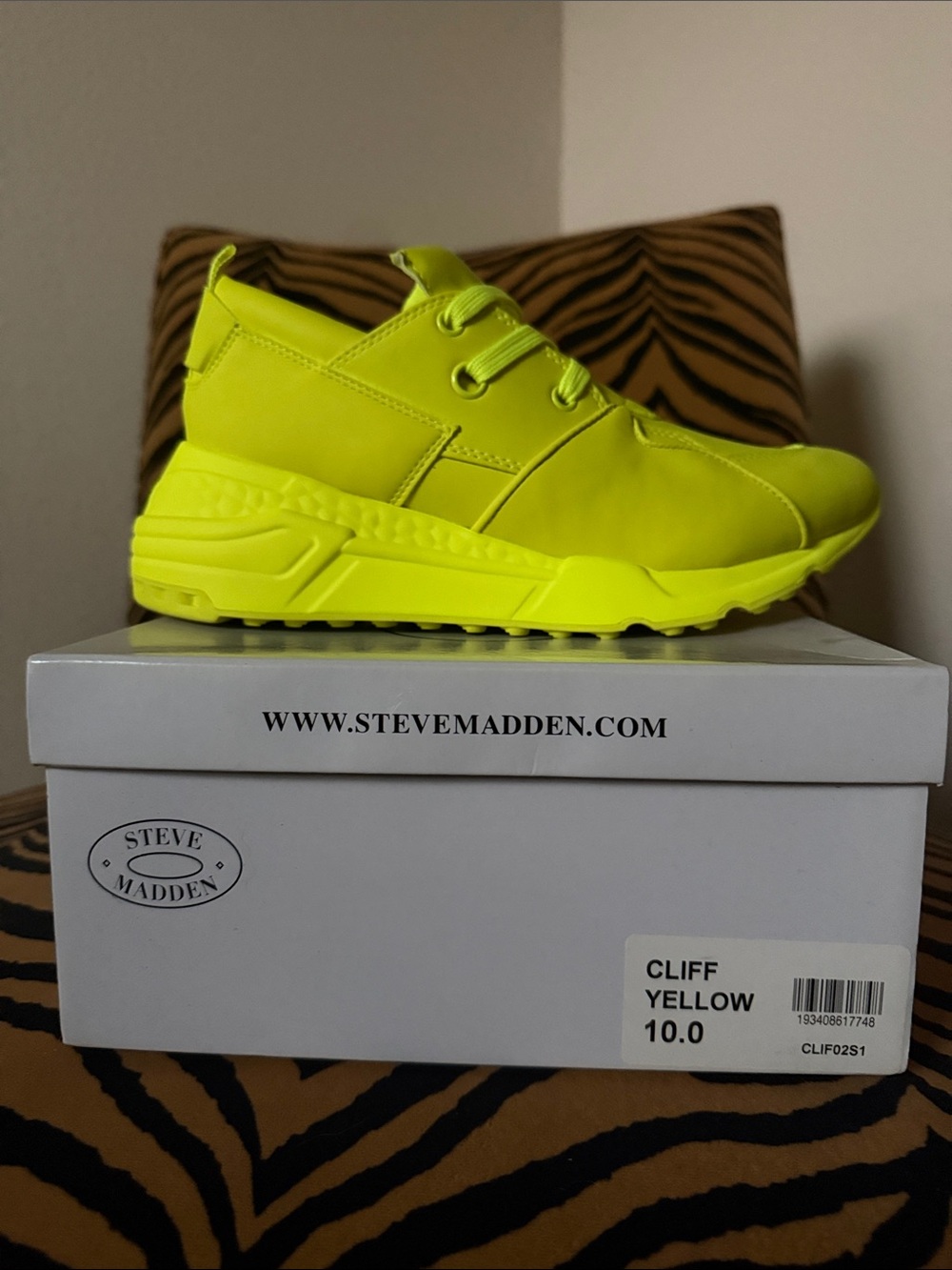 Steve Madden Women’s 'Cliff' Neon Yellow Athletic Sneaker